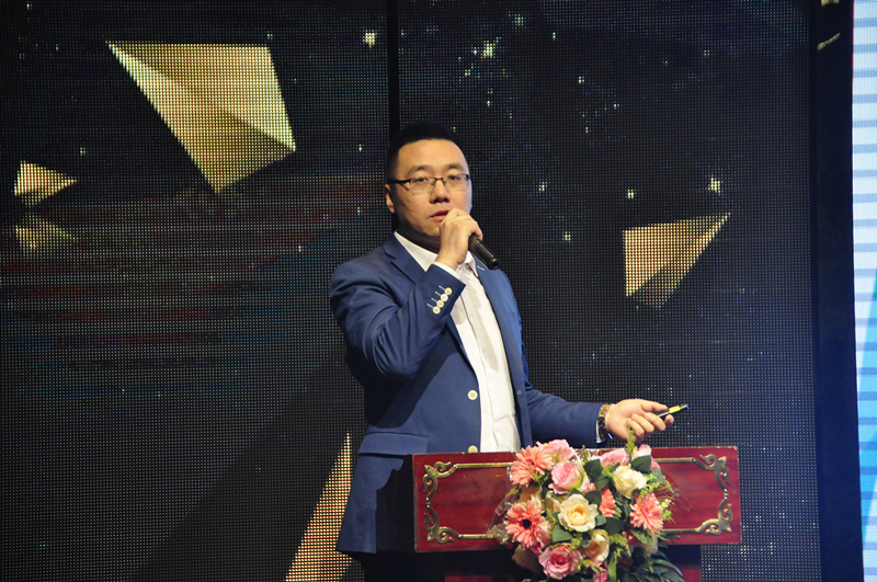 西安銀光環(huán)?？萍挤?wù)有限公司總經(jīng)理蘭鵬
